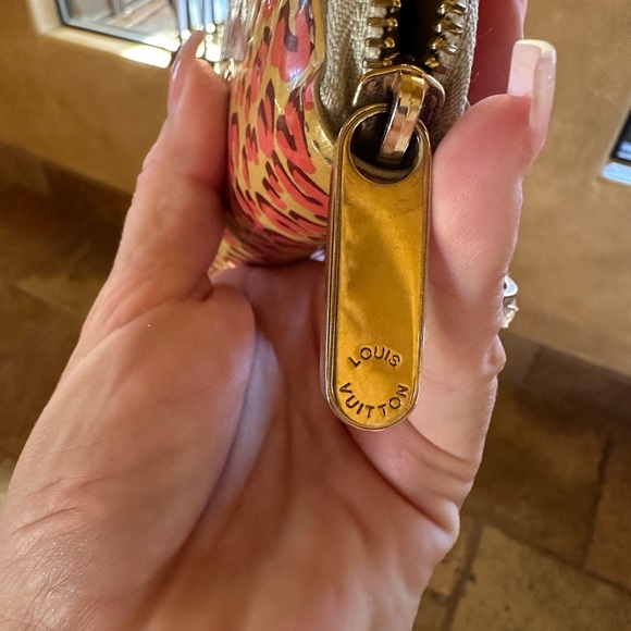 Authentic Louis Vuitton Limited Edition Stephen Sprouse Leapard Vernis Wallet - Picture 13 of 16